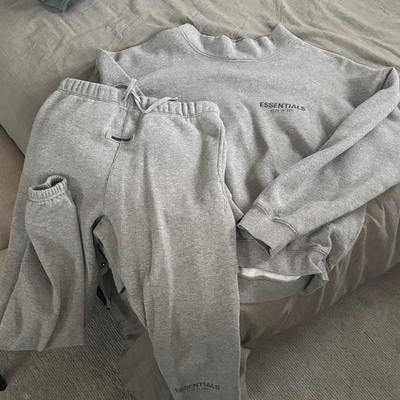 Essentials Heather Gray Loungewear Set - Picture 1 of 1